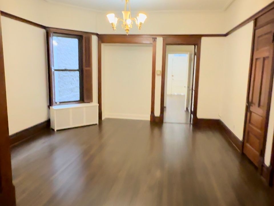 1st image of 3308 N Clifton Ave #1F