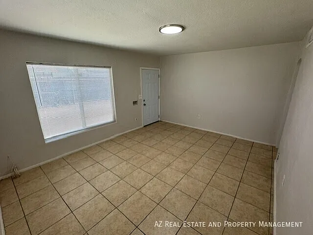 1405 W Clarendon Ave #1 — Photo 17