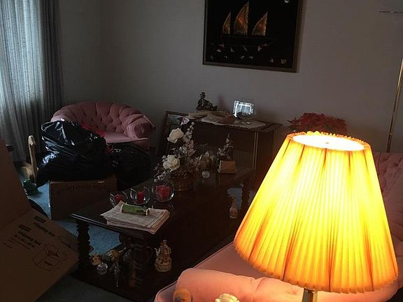 3rd image of 114 Sands Ave