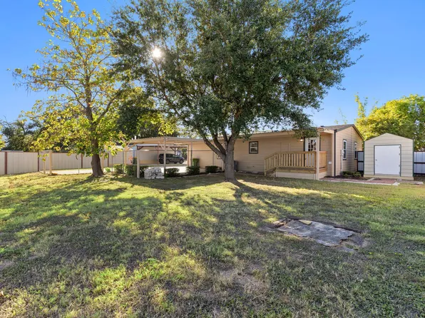 4514 Circle C Dr, Waco, TX 76705
