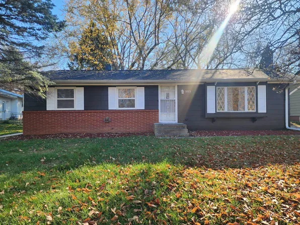 3323 Nadine Ave, Rockford, IL 61114