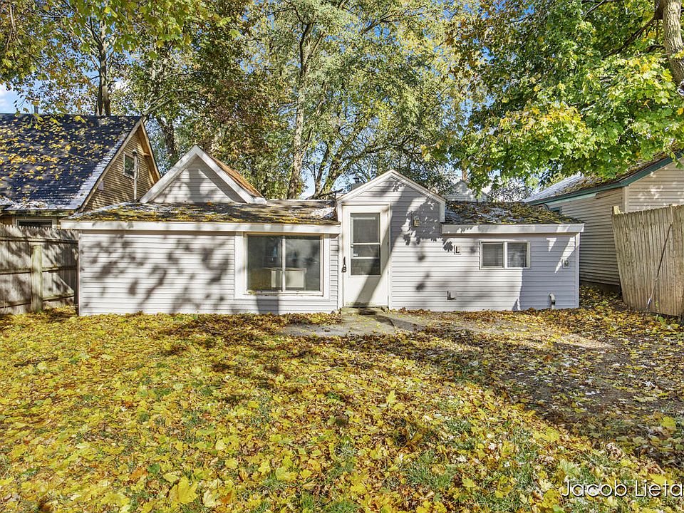 1037 Hazen St SE, Grand Rapids, MI 49507 Zillow