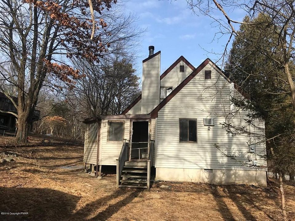 2nd image of 128 Kittatinny Dr