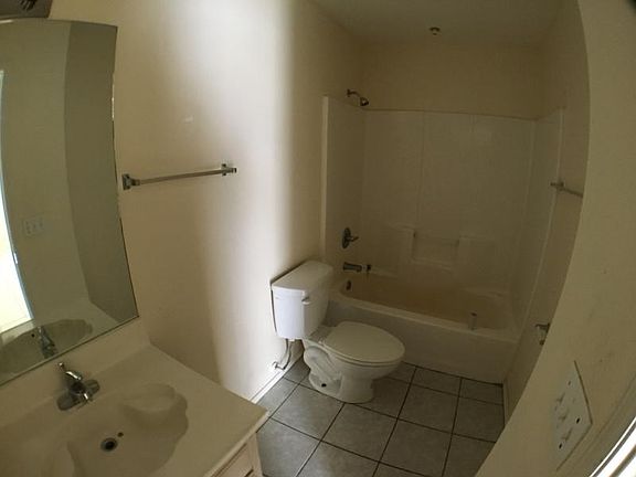 3rd image of 4307 W La Guardia Ln