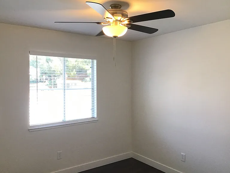 2244 Stone View Dr — Photo 14