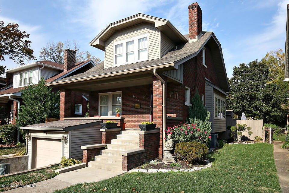 Deerwood Front Exterior
