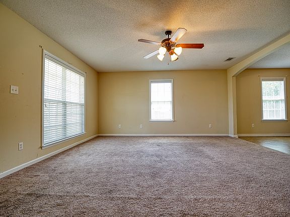 3rd image of 1406 San Bernardino Way