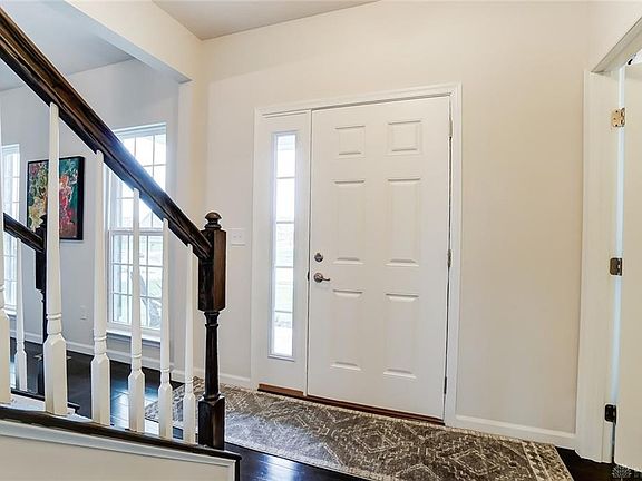 3rd image of 1726 Sunny Brook Dr