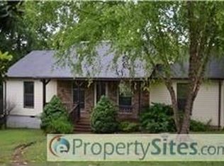 1779 S Walker Rd, Pleasant View, TN 37146