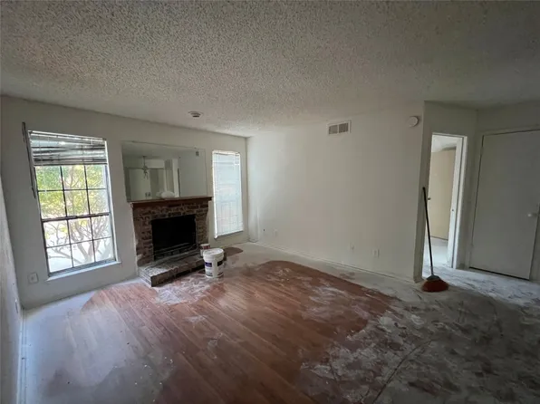 7621 McCallum Blvd APT 205, Dallas, TX 75252