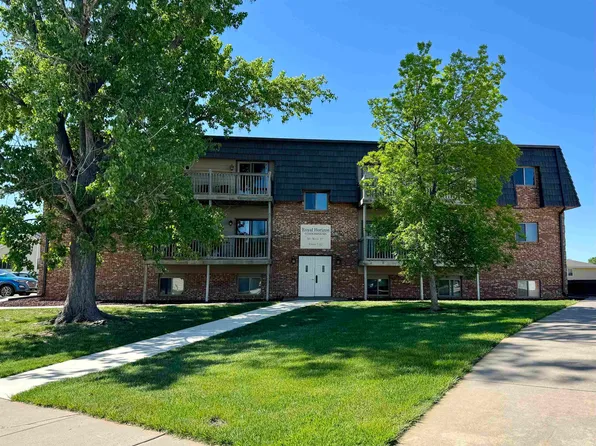 501 W 37th St, Hays, KS 67601