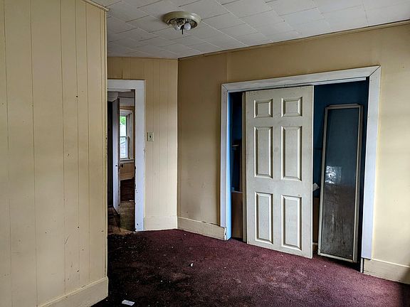 2nd image of 310 E Church St