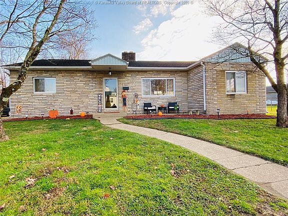 3rd image of 106 Vansickle Ct