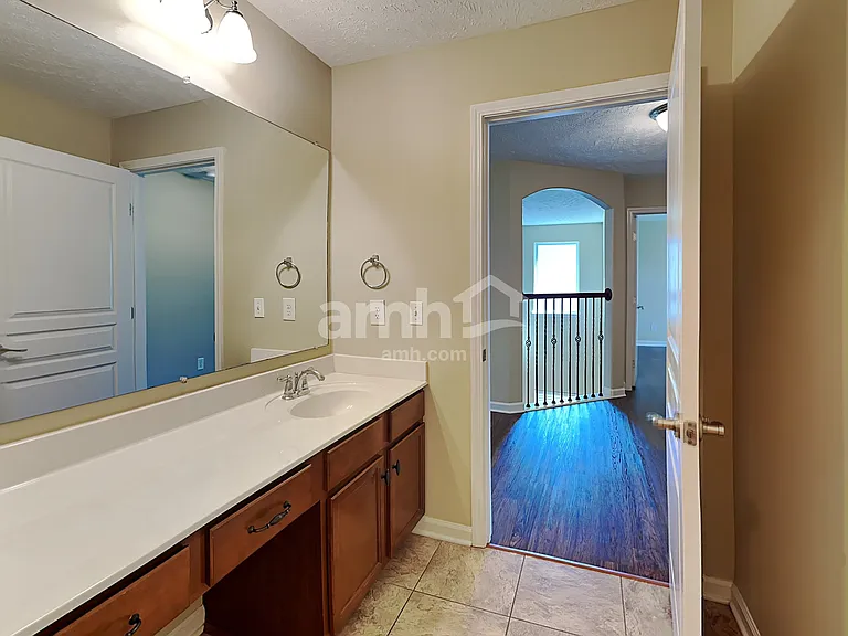 1287 Wentworth Dr — Photo 15