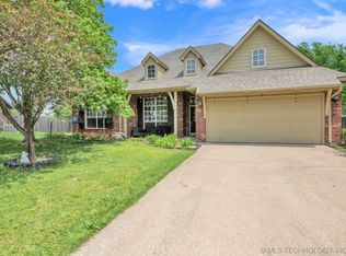7129 E 81st Pl, Tulsa, OK 74133