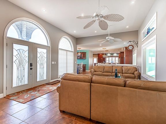 4th image of 1151 Woodland Dr