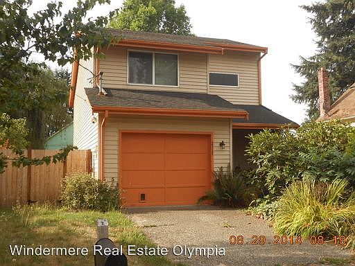 1st image of 2517 NE Prospect St