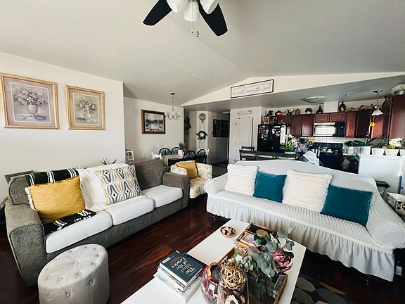 3rd image of 2812 Alta Ct