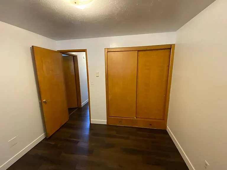 6503 N Atlantic St — Photo 2