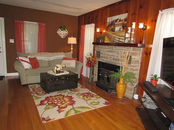 5th image of 337 Greenview St