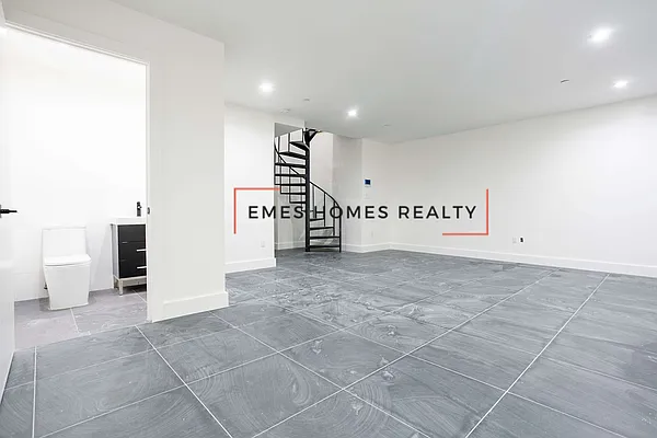 Rented by Emes Homes Realty LLC | media 36