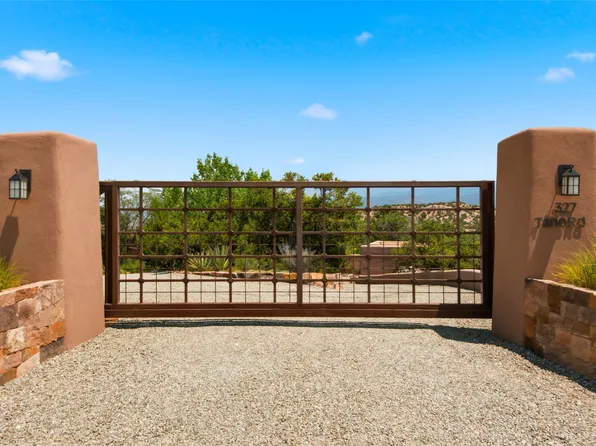 327 Tano Rd, Santa Fe, NM 87506