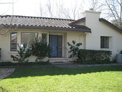 7 Fountain Grove Cir photo 1