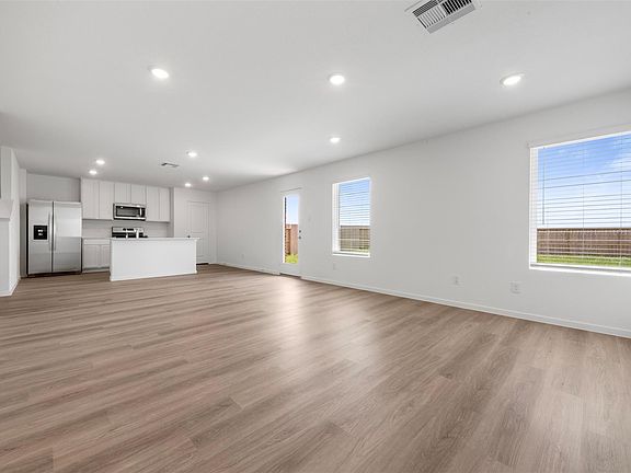3rd image of 3013 Alder Flower Dr