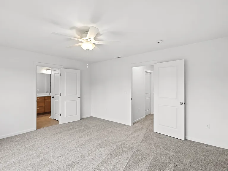 1409 NE 185th Ave — Photo 4
