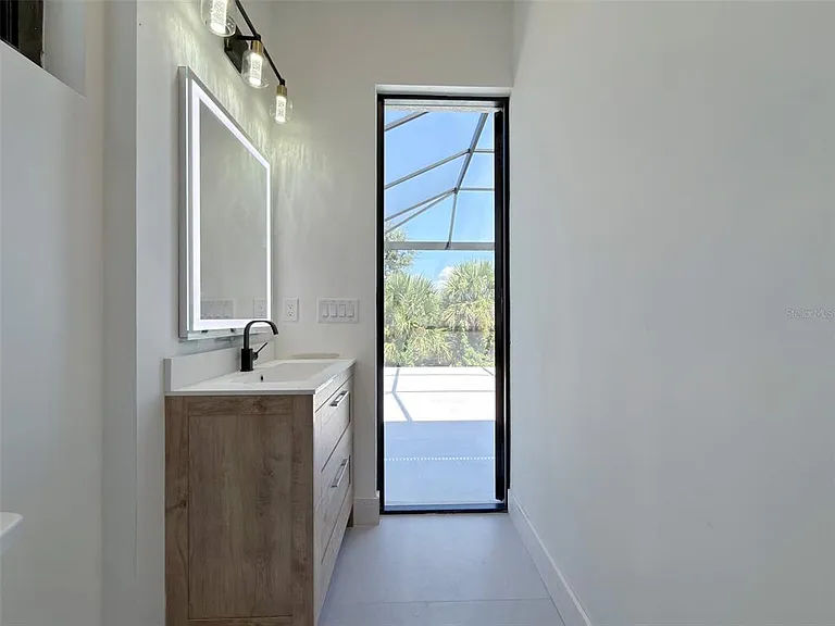 14671 Lillian Cir — Photo 21