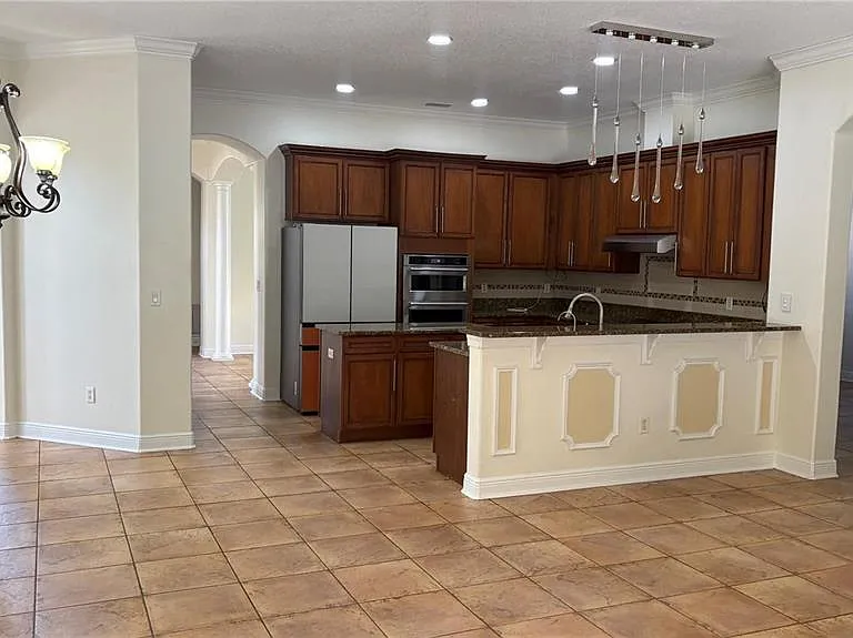 10547 Martinique Isle Dr — Photo 8