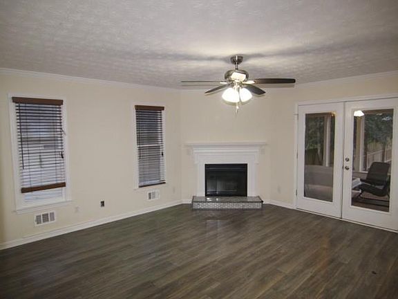 5th image of 345 Braxton Pl #11601