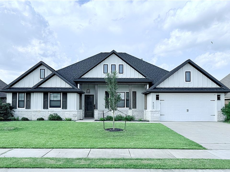 1st image of 4203 Lismore Ln