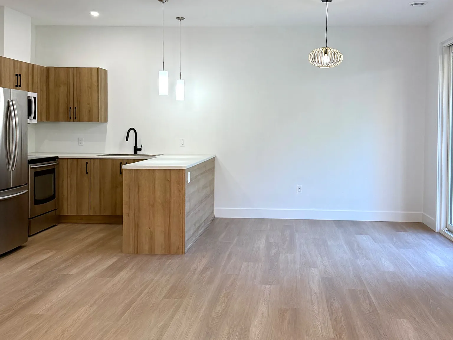 1 bed, $2,200 — Photo 3