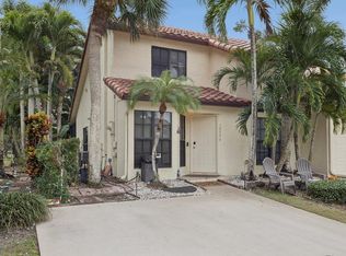10272 Hidden Springs Court, Boca Raton, FL 33498
