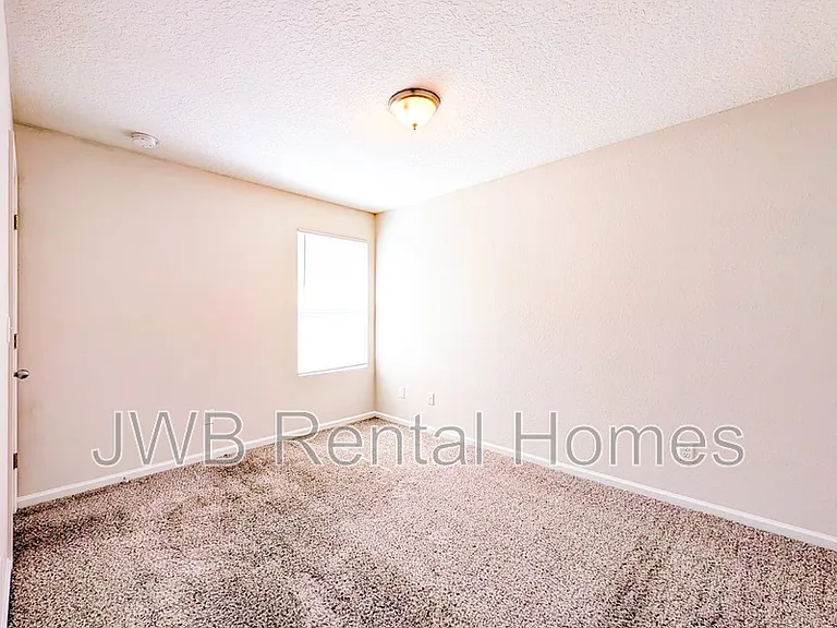 8727 Osteen St — Photo 7