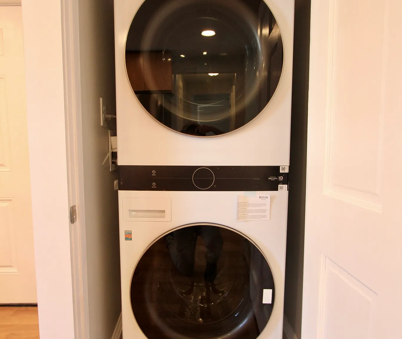 2 bed, 720 sqft, $2,400 — Photo 4