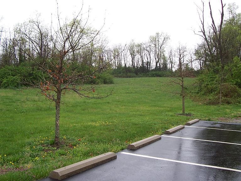2nd image of 3019 Old Todds Rd
