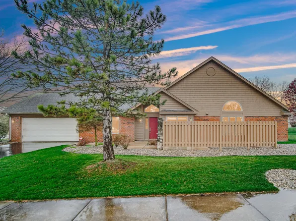 939 Westminster Ln, Munster, IN 46321