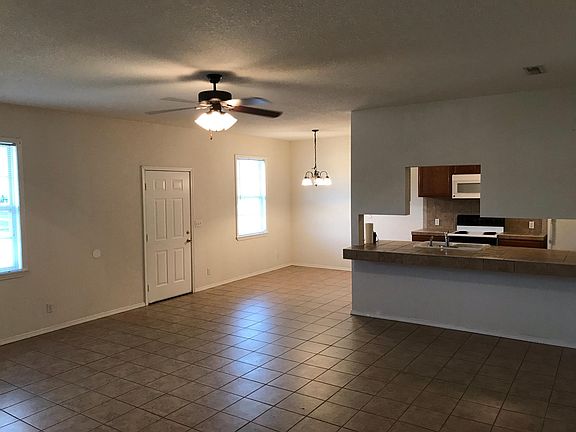 2nd image of 442 Sugar Creek Ln