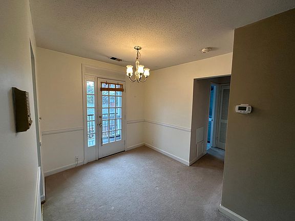 2nd image of 2961 S Columbus St #2C