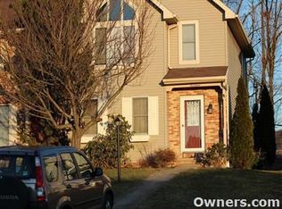 849 Greenbriar Ln, Danville, PA 17821