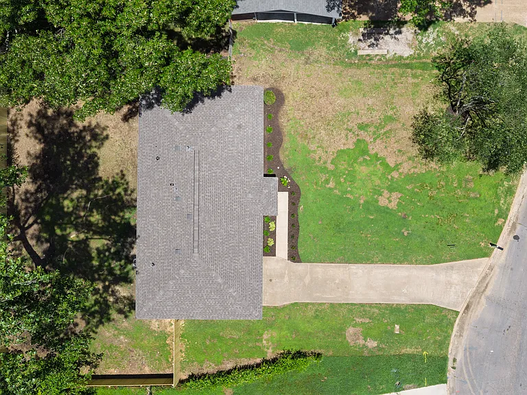 5340 Lakeview Cv — Photo 15