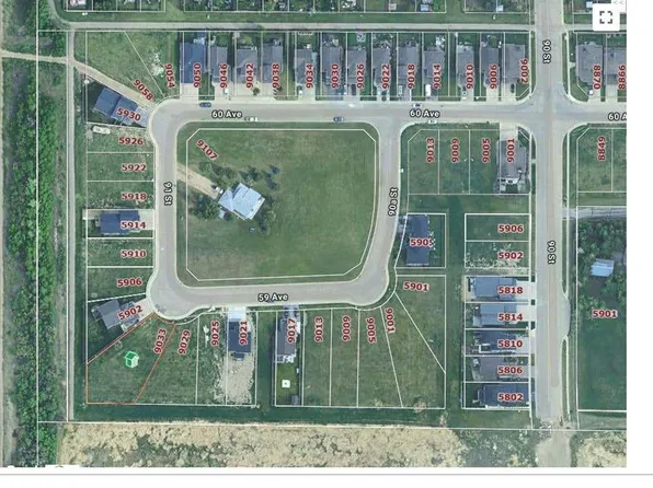 9033 59th Ave, Grande Prairie, AB T8W 0K1