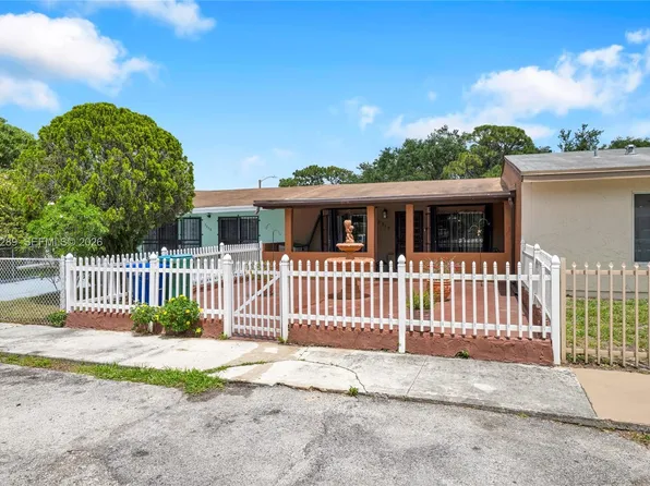 3810 NW 213th St, Miami Gardens, FL 33055