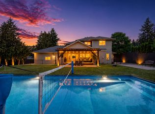 4588 Raymer Rd, Kelowna, BC V1W 1H9