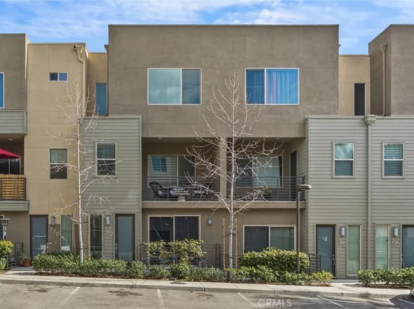 762 Chandler Walk, Upland, CA 91786