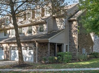 38 Eggers Ct, Summit, NJ 07901