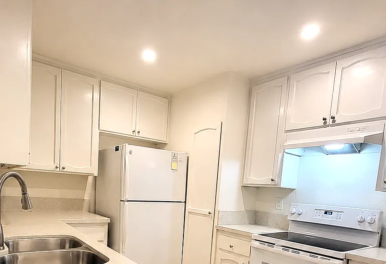 2607 Pirineos Way #111 — Photo 7