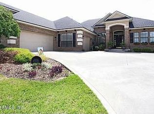 1051 W Dorchester Dr, Saint Johns, FL 32259